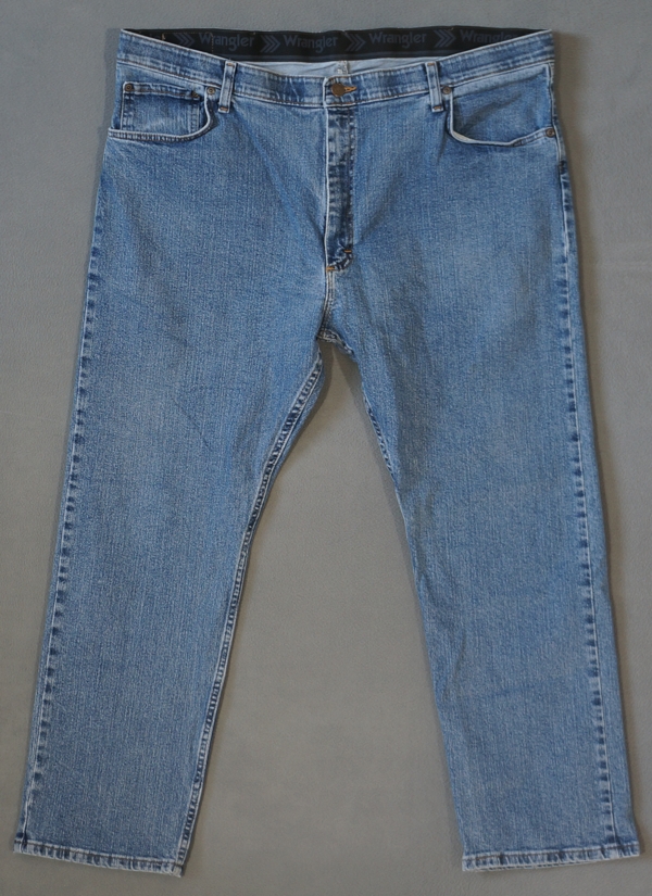VG09410 **WRANGLER** STRAIGHT LEG JEANS 42X29 (msr 42 VG09410 **WRANGLER** STRAIGHT LEG JEANS 42X29 (msr 42