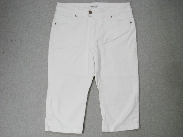 lee just below the waist shorts