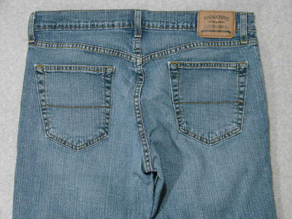levi signature relaxed fit jeans